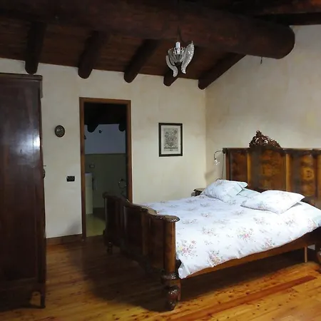 Bed & Breakfast Casa Visnenza 3*