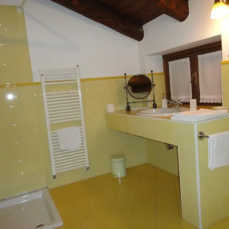 Alojamento de Acomodação e Pequeno-almoço Casa Visnenza Capo di Ponte